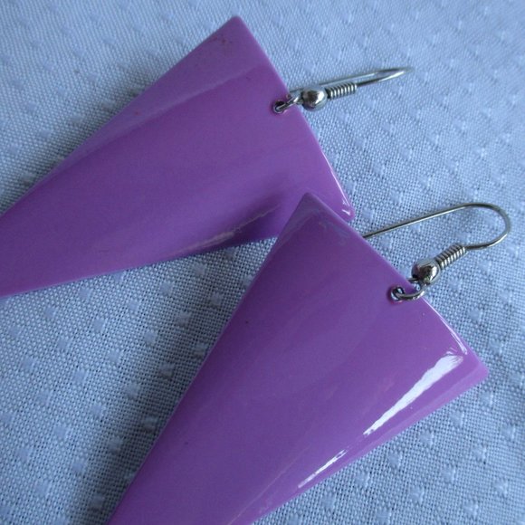 PURPLE/LILAC TRIANGLE PIERCED EARRINGS – NWOT - VINTAGE - Picture 6 of 7